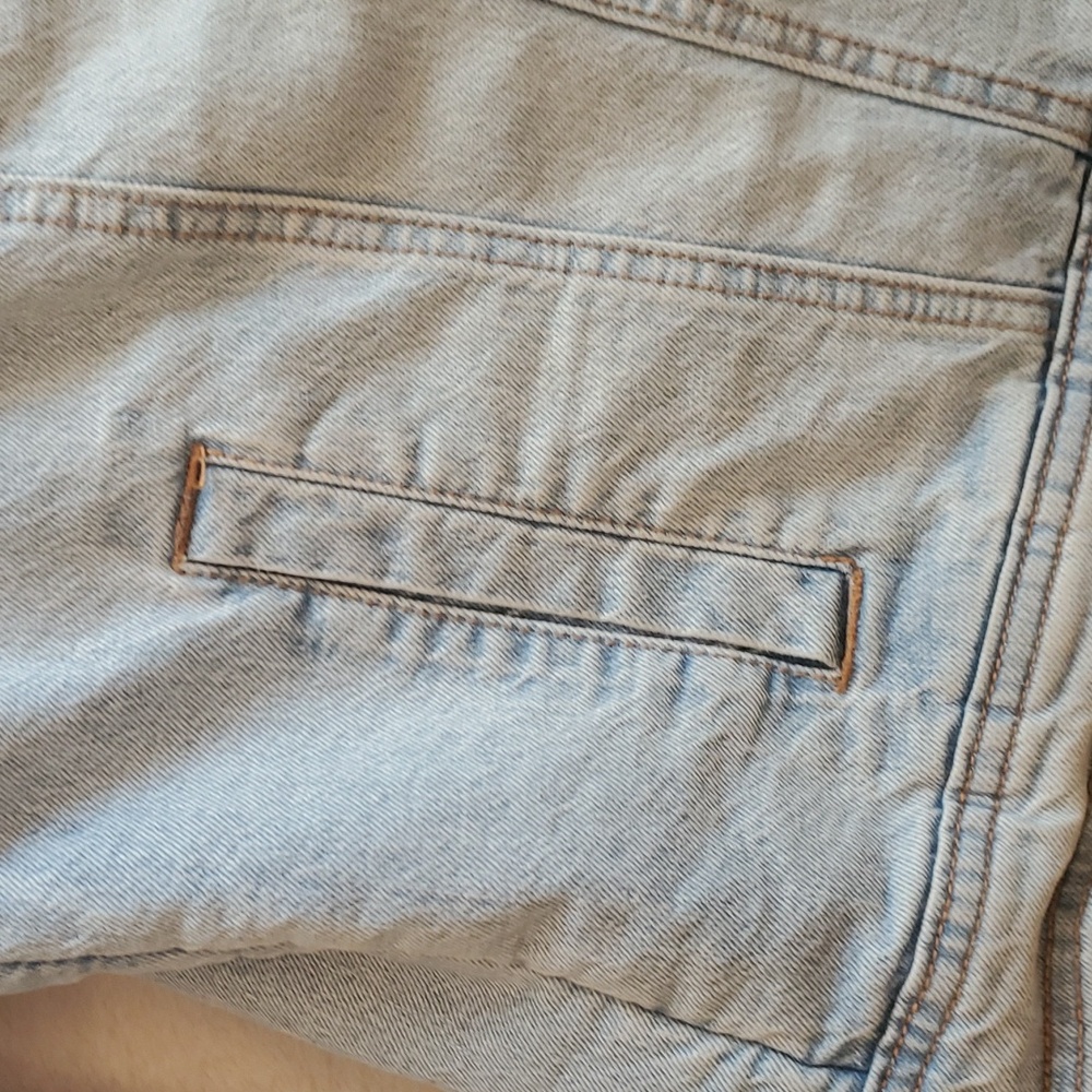 Universal Threads Fully Lined Jean Jacket - Size … - image 6
